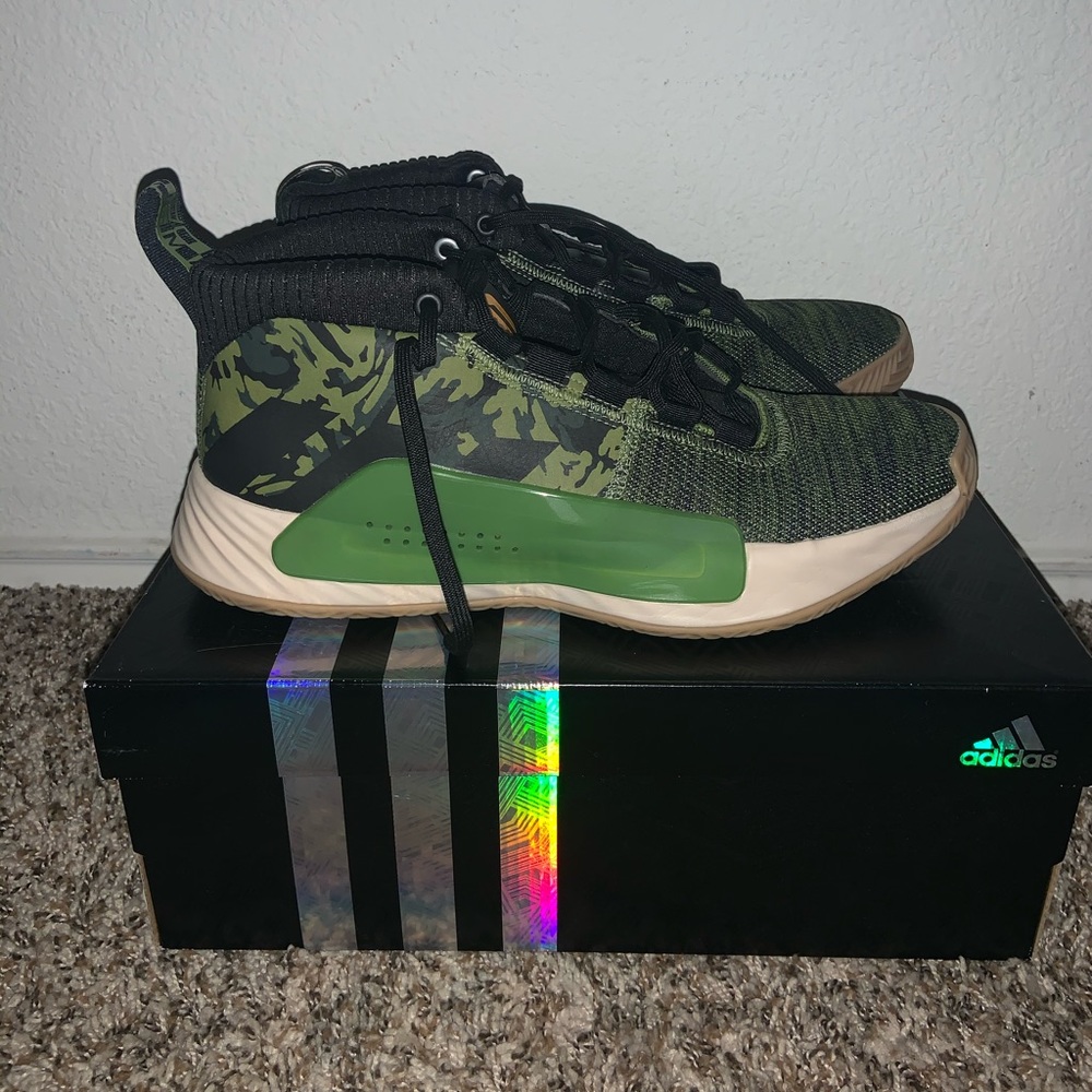 Dame 5 adidas basketball shoe